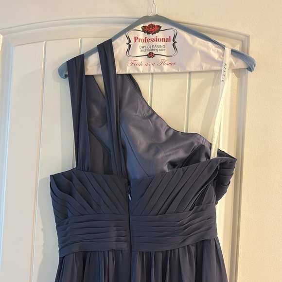 Azazie formal dress - Picture 3 of 5